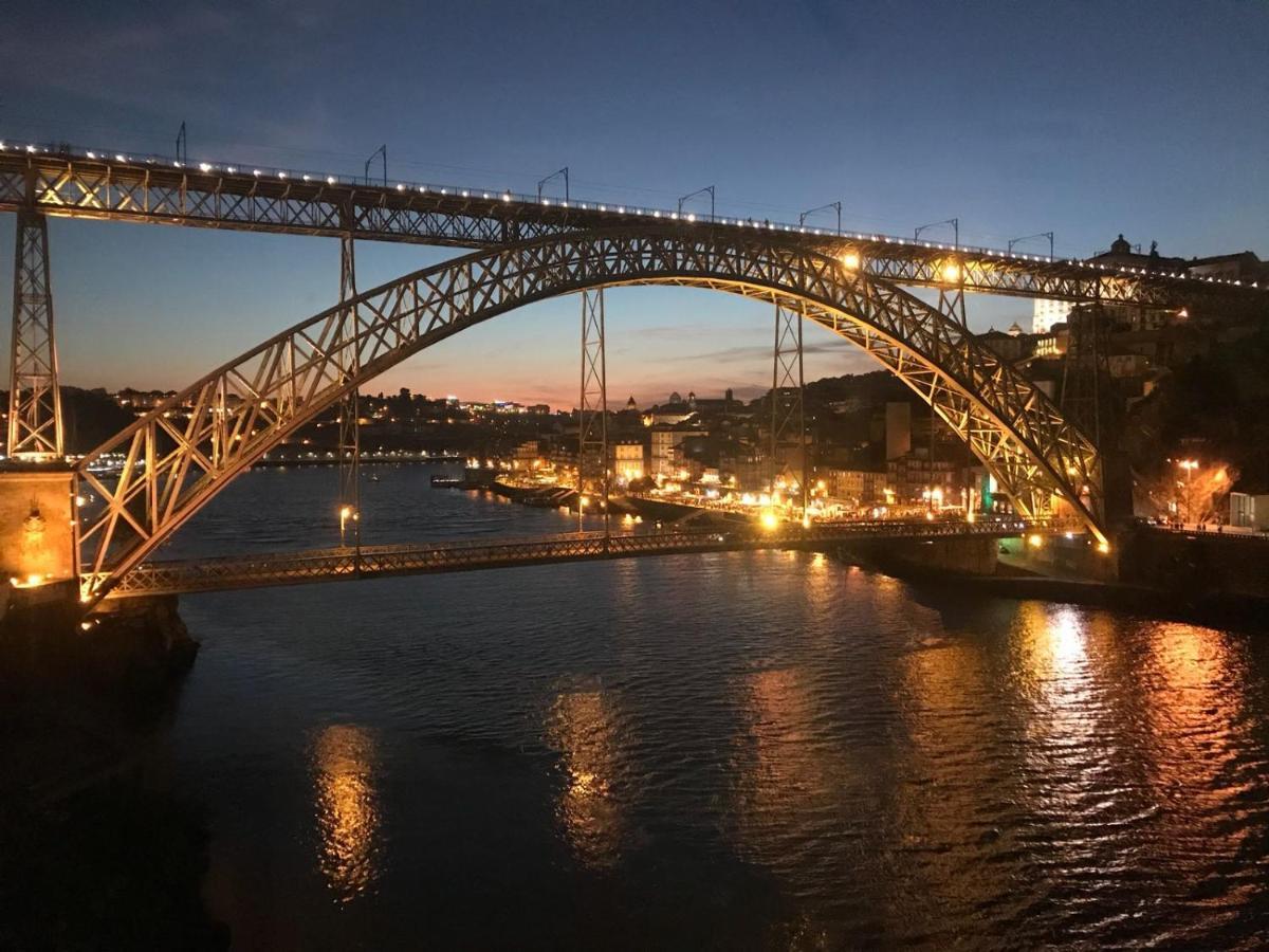 וילה נובה דה גאיה Bridge It - Suites & Views מראה חיצוני תמונה
